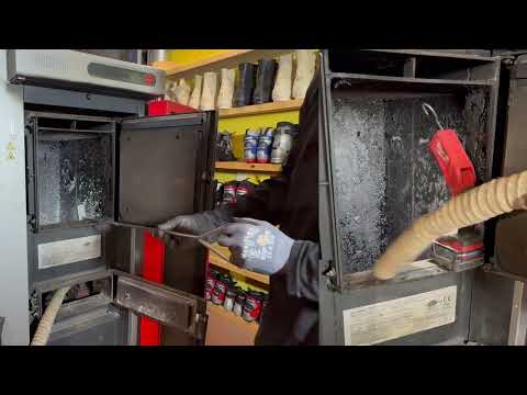 S3 TURBO CLEANING - STEP 6 - Cleaning the Primary Combustion Chamber