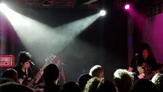 The Coathangers - "Make It Right"