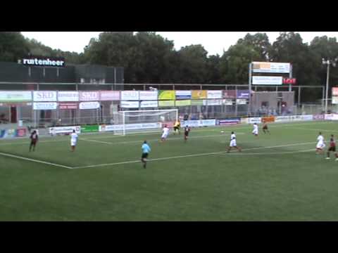 Zwaluwen'30 - De Foresters 2e helft 31 augustus 2013 districtbeker