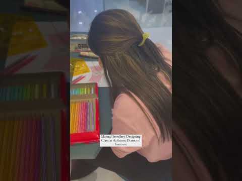 Graduate course in jewellery manual designing