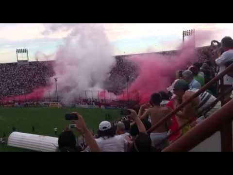 "La Hinchada de Huracan" Barra: La Banda de la Quema • Club: Huracán