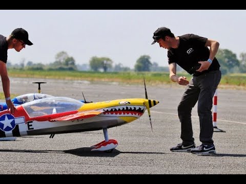 FSM UK WINNER 2018 - DEANO COXON FLYING HIS RC PILOT EXTRA 330 LX GP 123CC TO VICTORY