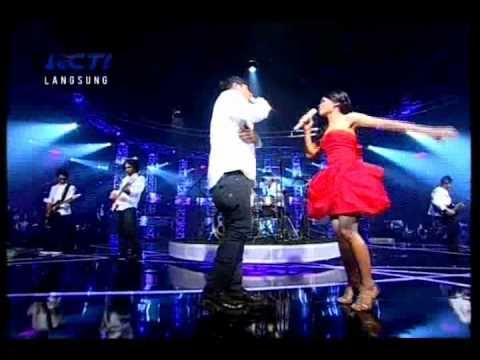 UNGU feat Andien - SAAT BAHAGIA Live @ RCTI