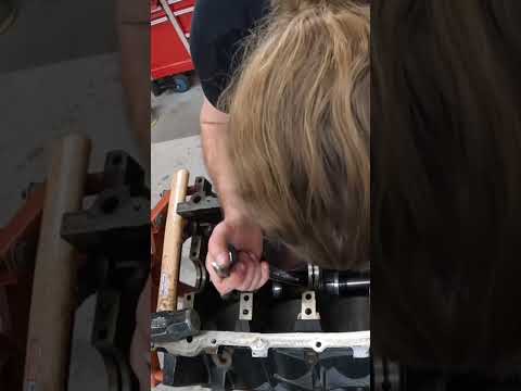 Squarebody Suburban LS swap rebuild continues #lsswap