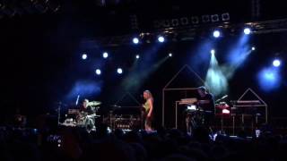 Astrid S - Hyde live @ Live Music Hall Köln - 09.05.2016 HD