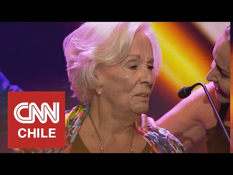 Entre lágrimas, Delfina Guzmán recibió el Premio a la Trayectoria en los Premios Caleuche 2019