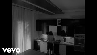 Paura Lyrics English Translation