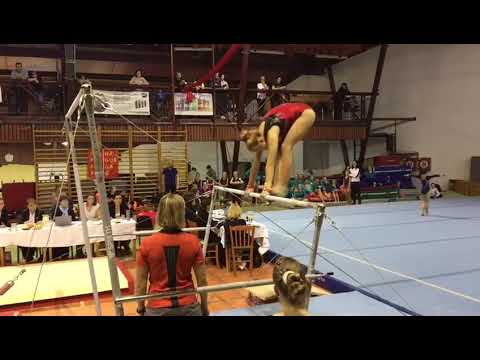 Hedvika Č. - Přebor Prahy družstev 2019, II. liga, bradla