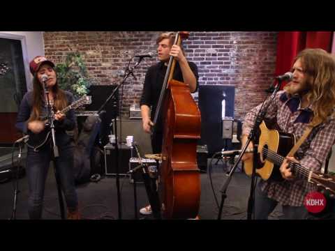 Jenni Lyn "You Don't Love Me (Like You Use To)" Live at KDHX 4/07/17