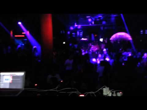 Neverdogs play Ben Grunnell - Into The Sun @ Music On Closing Party