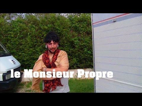 Le Monsieur Propre (parodie voyageur ) - Les ChickenWings