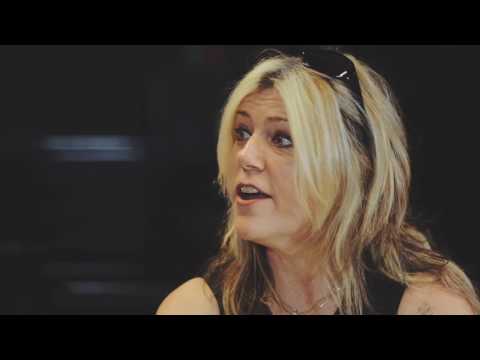 Donita Sparks (L7) on pranking the Lilith Fair and Warped Tour [#fhtz]
