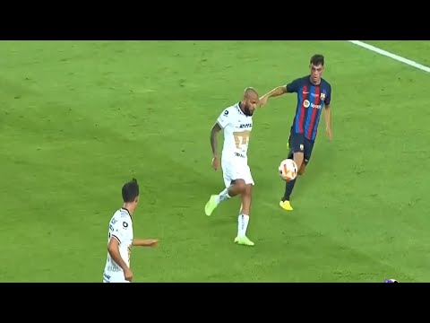 Dani Alves Sombrero Flick x Pedri 2022/2023