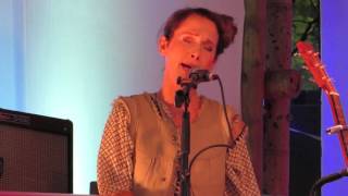 Lou Rhodes - Them (Latitude 2017 - Solas Stage)