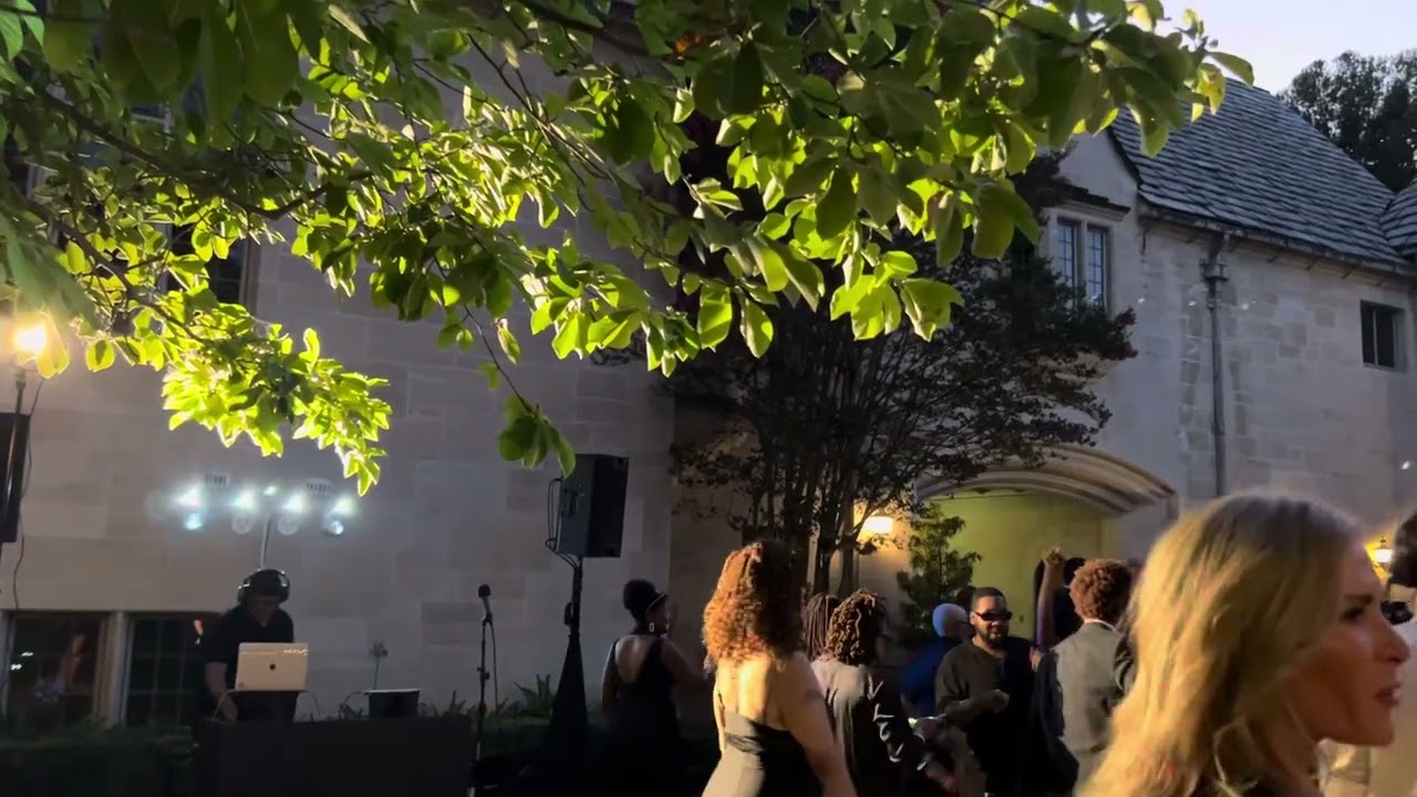 Promotional video thumbnail 4 for Dj Peace Piano