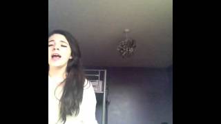 Ellie Brooks ; singing Bruno Mars - talking to the moon