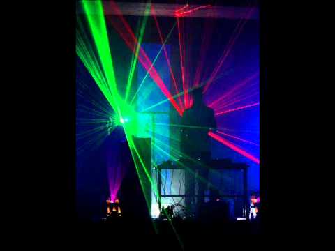 Random House 25 min live mix by Eyteew