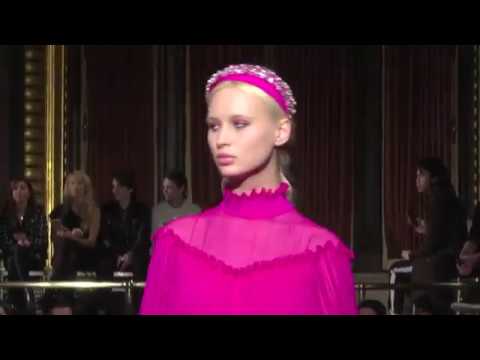 Christian Siriano New York Woman FW18-19