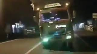 Download lagu Bisone mung nyawang// versi truk mbois oleng parahh mp3