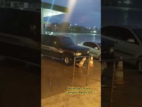 Noite de chuva em Campos Belos GO #postoasabranca #goias #brasil #usa