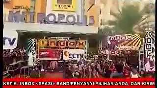 Download lagu ST12 Biarkan aku Jatuh Cinta @SCTV Live inbox mp3