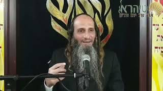 הרב מאור קריו   מדרגות אל ההר (הרב מאור קריו) - התמונה מוצגת ישירות מתוך אתר האינטרנט יוטיוב. זכויות היוצרים בתמונה שייכות ליוצרה. קישור קרדיט למקור התוכן נמצא בתוך דף הסרטון