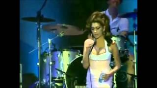 Amy Winehouse - Remember walking in the sand