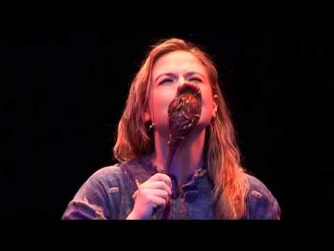 Bande annonce "Constance, je suis une princesse, bordel !" à la Comédie de Paris