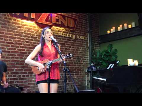 Creep cover by Kim DiVine live at Witzend on Ukulele, Radiohead