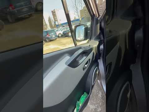 фото renault trafic iii 0