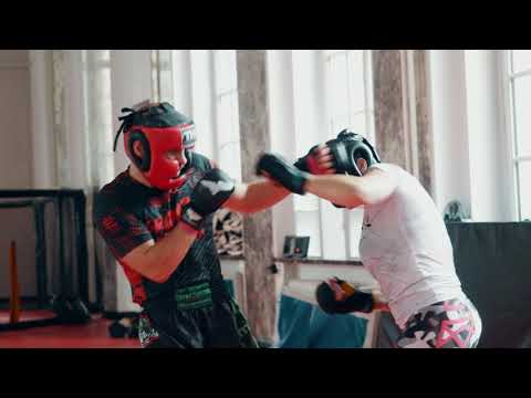 BRODNICKA BIJE REDAKTORA ETOTO TV! BĘDZIE GOTOWA NA LIL MASTI? (FRAGMENT TRENINGU)