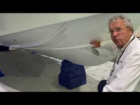 Demo of BENETEAU's Air Step® Technology on the Barracuda 27 #airstep #BENETEAU #airstephull