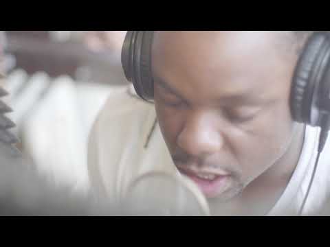 Holy Moe [The Vibes] In Studio Performance