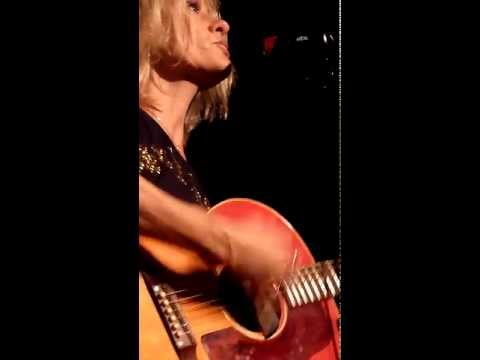 SHELBY LYNNE live I'LL HOLD YOUR HEAD in Amsterdam, 2012