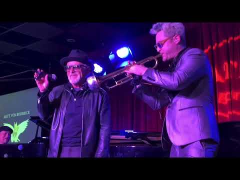 Joe Pesci sings Live w/ Matt Von Roderick