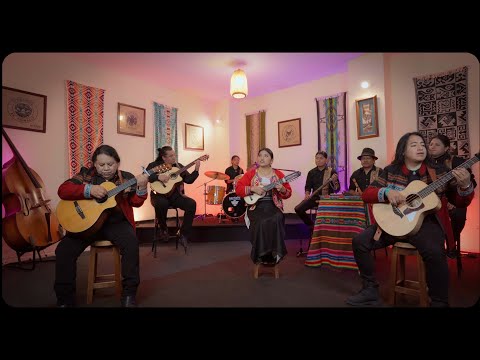 Jilgueros - Te extraño tanto (Official Video)