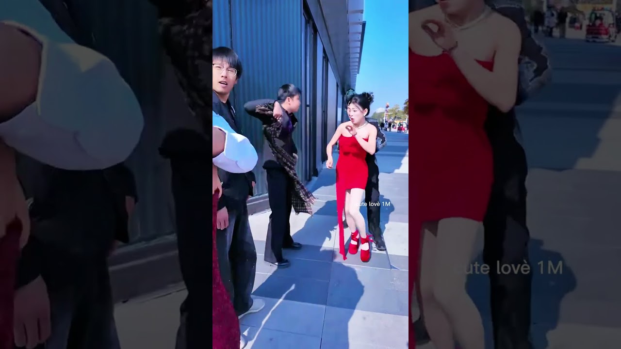 लड़के ने लिया किस 😘 mini wood toy ~ woodworking art skill #ytshorts