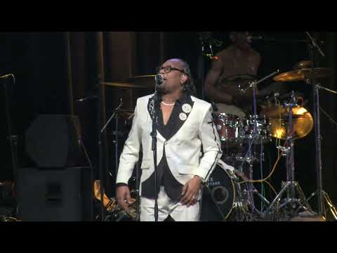 DJAKOUT #1 VS KLASS LIVE AT GULFSTREAM