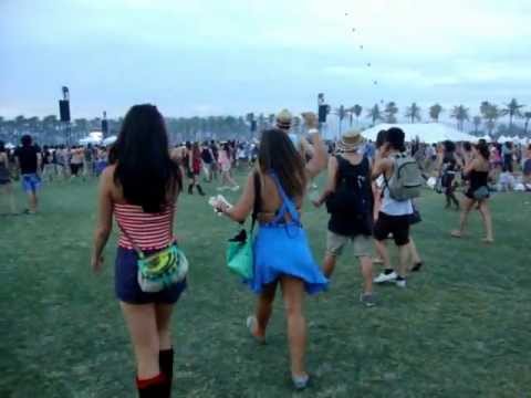 AMAZING crowd for Phoenix at Coachella 2010