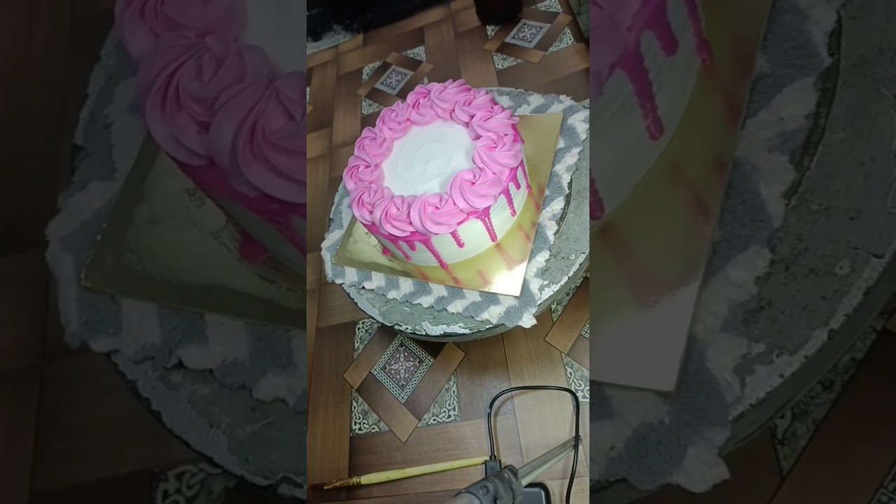 easy strawberry cake design....#shots#viral#trending#cake