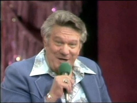 Jerry Clower - The Lion In The Yard