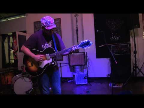Ross Hammond - Live at Bows & Arrows, Sacramento, CA - September 18, 2013