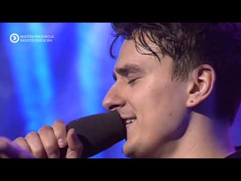 Adi Šoše - Plavuša (Live - BHRT Corner)