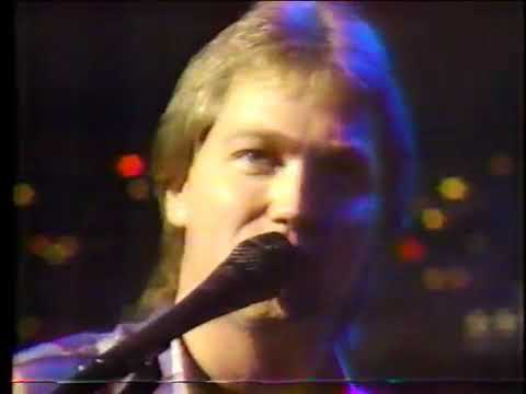 Steve Wariner   "All Roads Lead To You"   Live on Austin City Limits 1983