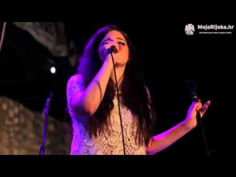 Finger Snap Trio ft. Tina Vukov - The nearness of you