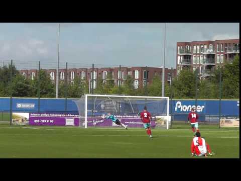 18 sep 2016 UVV 1 - Zwaluwen Utrecht 1922 1 com 4-4 Chaouki 2e goede doelpoging en dito redding