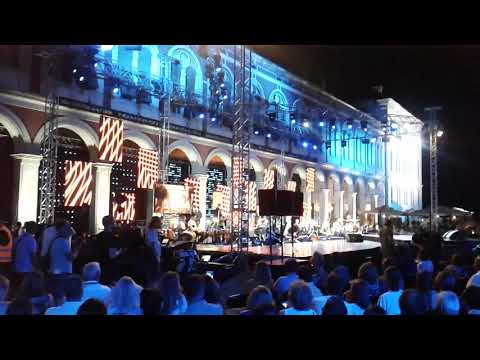 Split pjeva Mišu 😀Ovako je počela ova eruptivna Večer 5.7.2019.😀👍