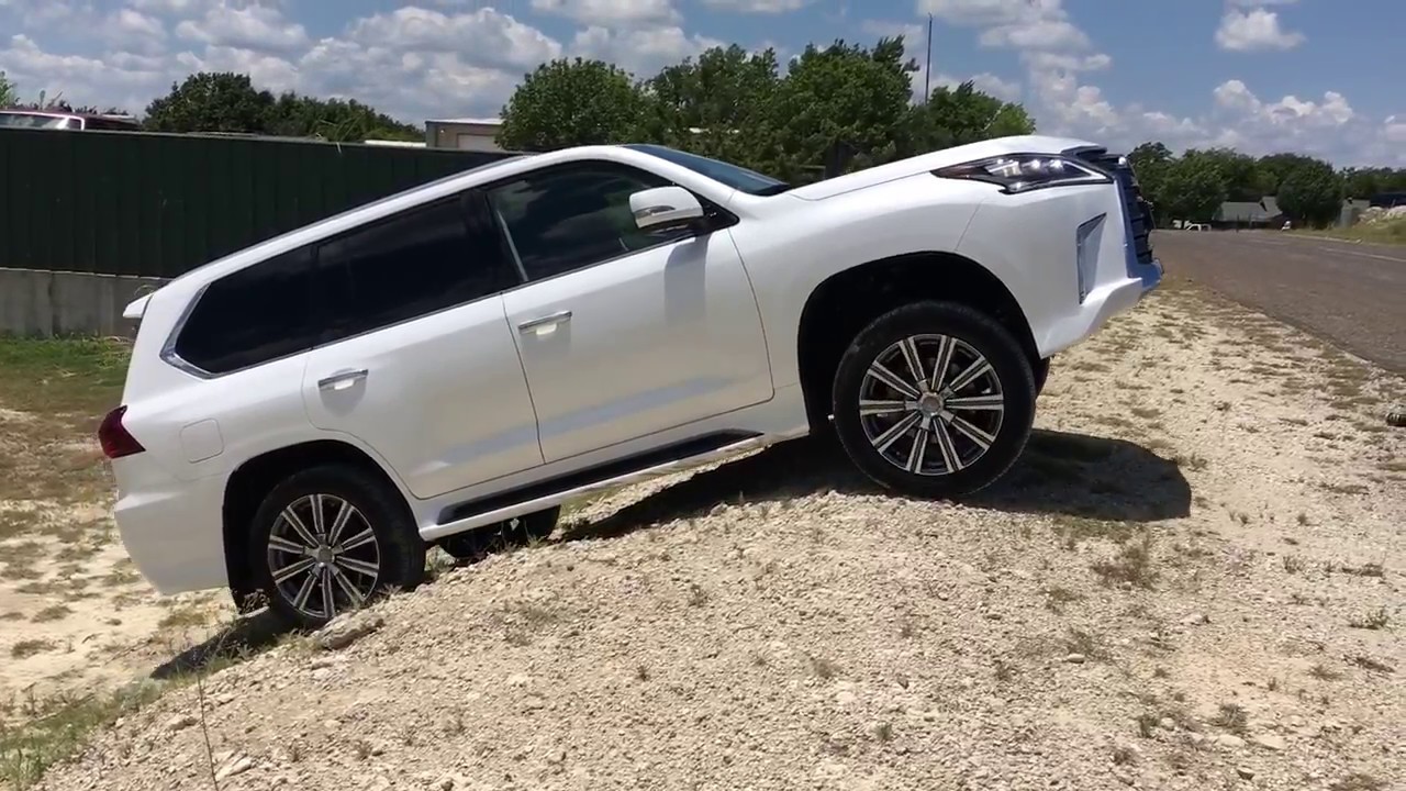 THE BEST FAMILY CAR MONEY CAN BUY!---2017 Lexus ...