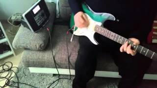 Video thumbnail for RONNIE SHANKLAND DEMOS THE HOHNER GREEN ST59 by Ron Shankland