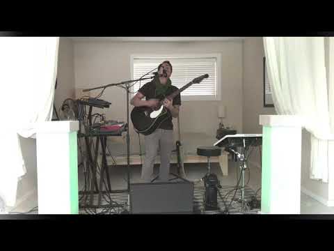 Tony Smiley Live Looping Mash up of "one Day / No Woman No Cry"